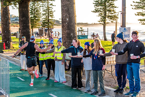 Beach2Beach Fun Run 2025. Dee Why Beach