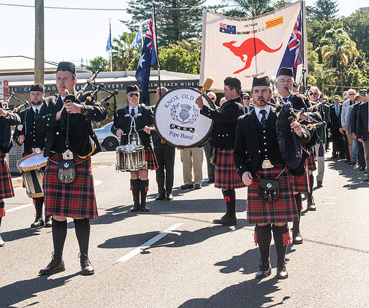 Knox Old Boys Pipes and Drums Band