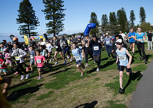 Beach2Beach 2025 - Mona Vale