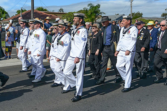 20150419-100 RSL-20150419-Anzac-M8C_5029-13