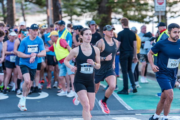 Beach2Beach Fun Run 2025. Dee Why Beach