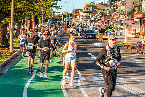 Beach2Beach Fun Run 2025. Dee Why Beach
