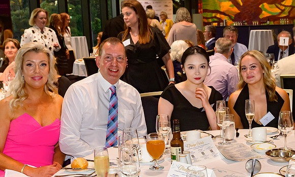 20241120-EOVAW Fundraiser - Z9X_0266