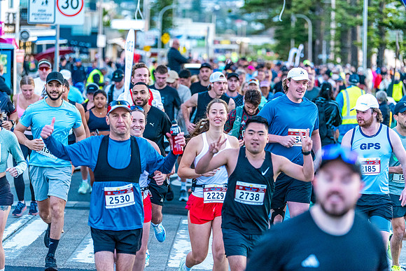 Beach2Beach Fun Run 2025. Dee Why Beach