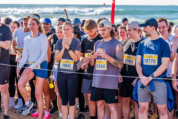 Beach2Beach Fun Run 2025. Dee Why Beach