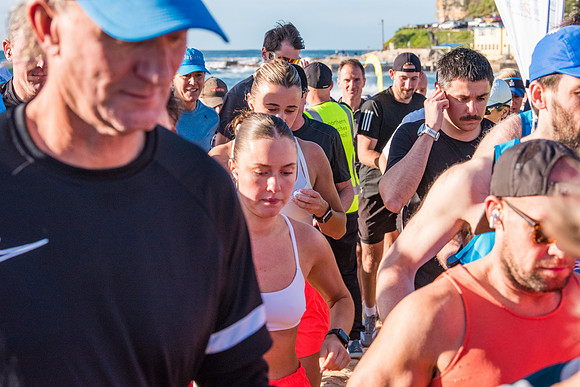 Beach2Beach Fun Run 2025. Dee Why Beach